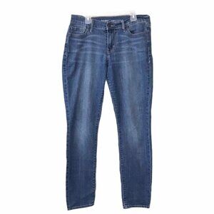 Old Navy Mid Rise Curvy Profile Jeans